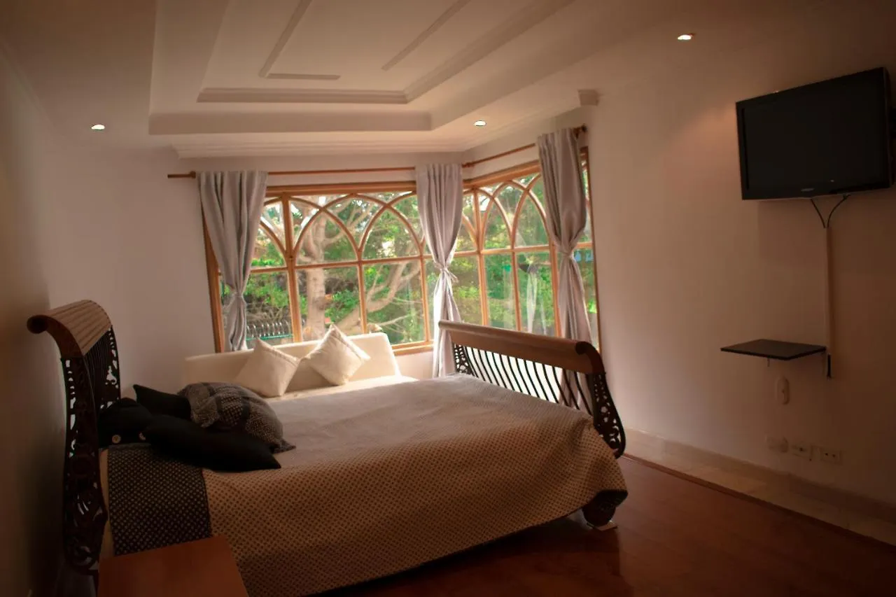 Casa Morano - Bogota Bed & Breakfast