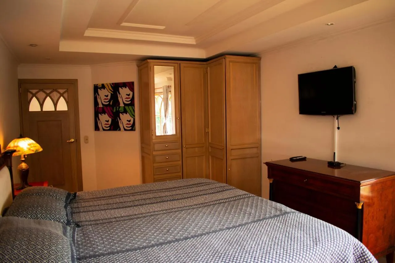 Casa Morano - Bogota Bed & Breakfast